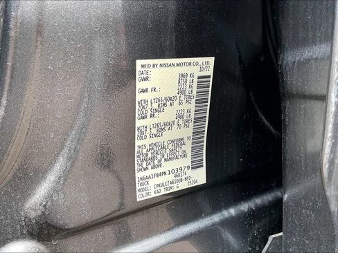 Used 2023 Nissan Titan SV w/ SV Convenience Package AWD/4WD image 3
