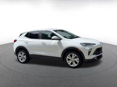 Used 2025 Buick Encore GX Preferred FWD image 2