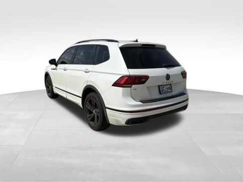 Used 2023 Volkswagen Tiguan SE R-Line FWD image 5