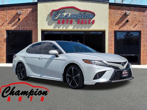 Used 2019 Toyota Camry XSE w/ Driver Assist Package FWD image 1