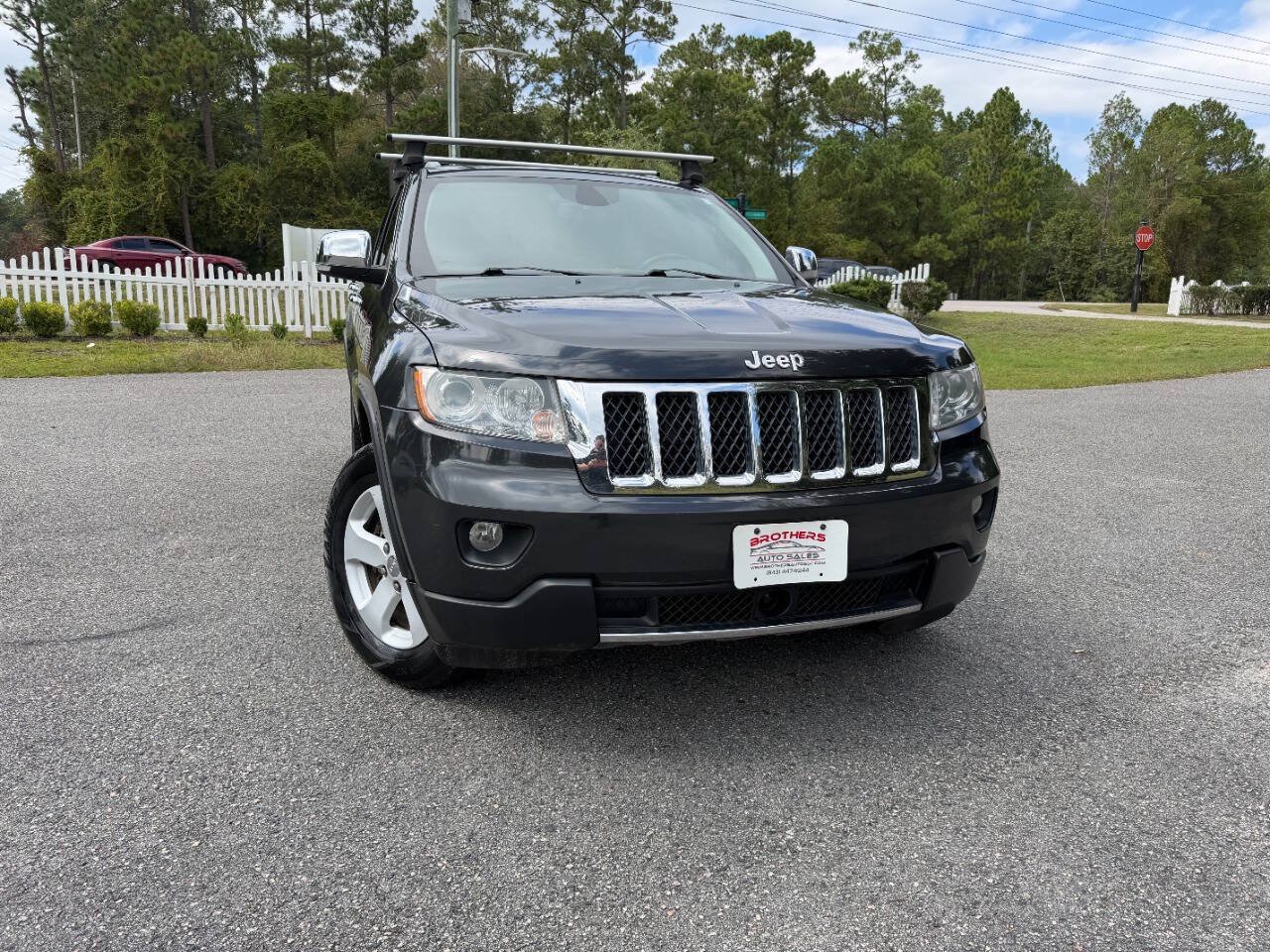 Used 2011 Jeep Grand Cherokee Overland AWD/4WD image 36