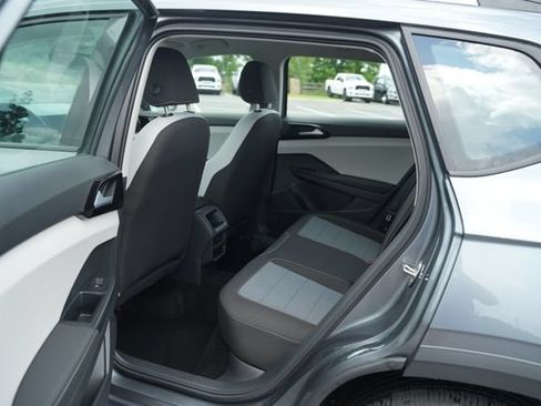 Used 2025 Volkswagen Taos S AWD/4WD image 15