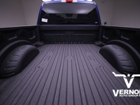 New 2026 Ford F250 Lariat w/ Black Appearance Package image 47