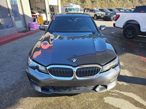 Used 2020 BMW 330i xDrive Sedan w/ Driving Assistance Package image 23