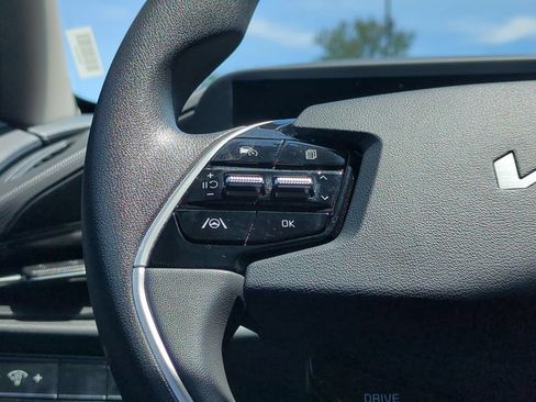 Used 2025 Kia Niro LX FWD image 20