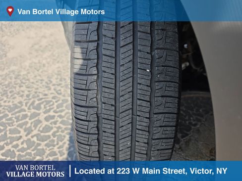 Used 2023 Subaru Forester Limited AWD/4WD image 31
