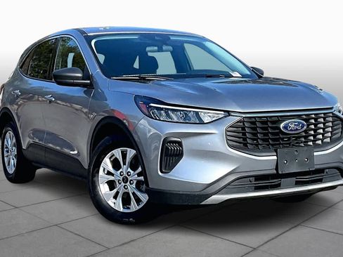 Certified 2024 Ford Escape Active image 3