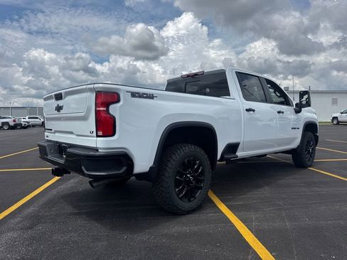 New 2026 Chevrolet Silverado 2500 LT w/ Trail Boss Package AWD/4WD image 7