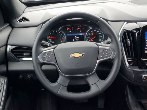 Used 2023 Chevrolet Traverse LT image 25