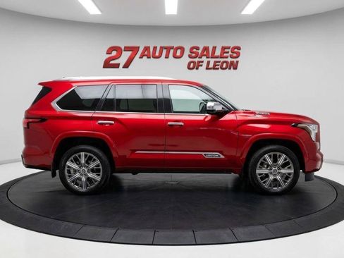 Used 2024 Toyota Sequoia Capstone AWD/4WD image 4