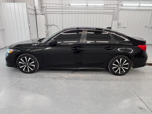 Used 2023 Honda Civic EX image 2