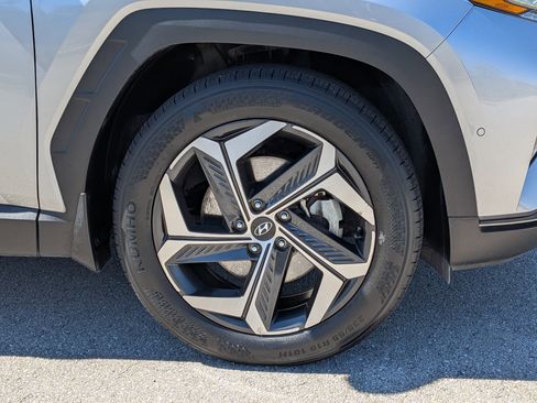 Used 2023 Hyundai Tucson Limited image 11