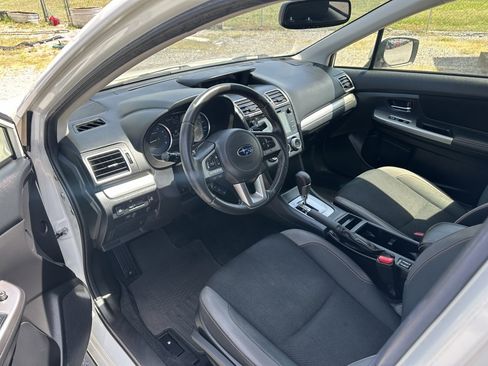 Used 2016 Subaru Crosstrek 2.0i Premium image 9