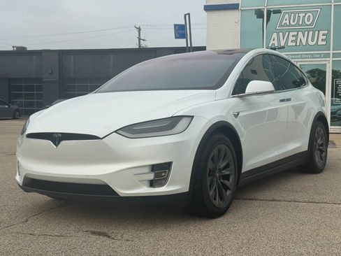 Used 2018 Tesla Model X P100D AWD/4WD image 3