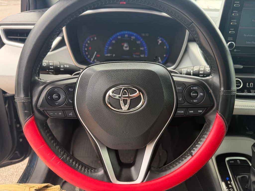 Used 2022 Toyota Corolla XSE FWD image 24