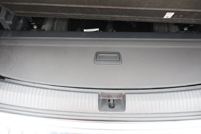 Used 2022 Volkswagen Tiguan SE R-Line FWD image 22