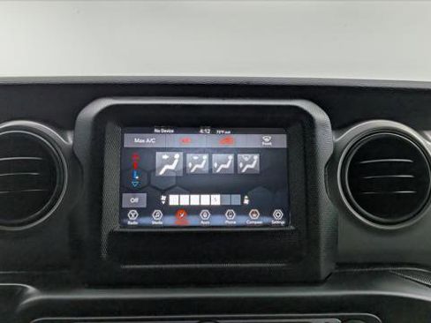 Used 2023 Jeep Wrangler Unlimited Sport image 30