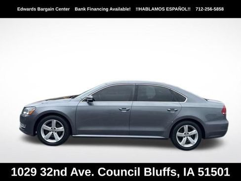 Used 2015 Volkswagen Passat 1.8T S FWD image 4