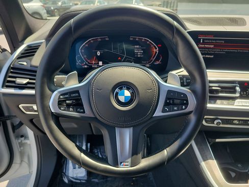 Used 2022 BMW X5 sDrive40i w/ M Sport Package RWD image 22