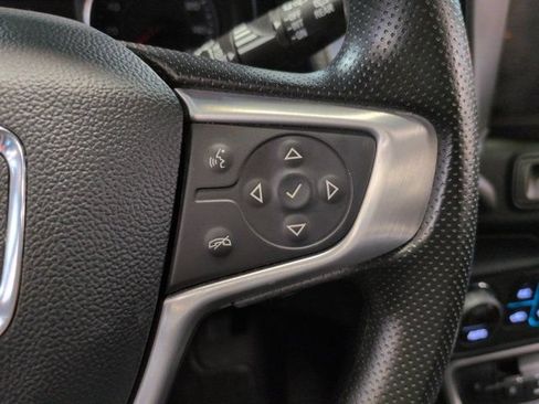Used 2024 GMC Terrain SLE w/ Driver Convenience Package FWD image 23