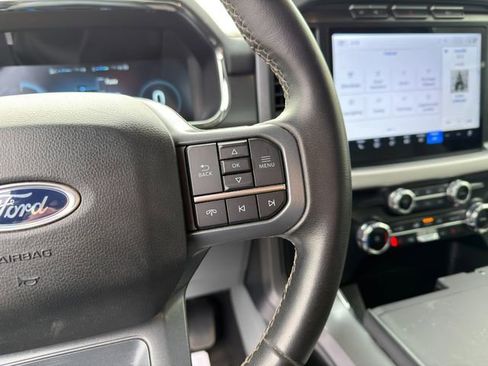 Used 2023 Ford F150 Lightning XLT image 36