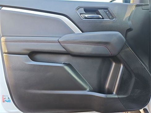 Used 2023 Chevrolet Colorado Z71 w/ Z71 Convenience Package 2 image 22