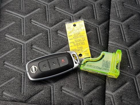 Certified 2025 Nissan Kicks SV image 39