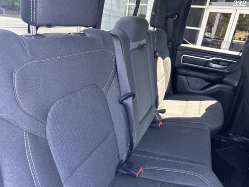Used 2019 RAM 1500 Big Horn AWD/4WD image 32