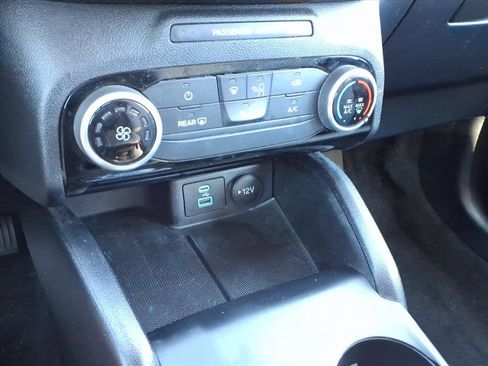 Certified 2022 Ford Escape SE image 23