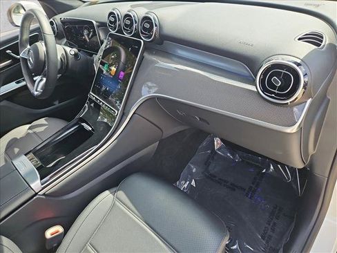 Used 2026 Mercedes-Benz GLC 300 image 20