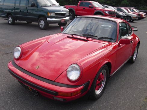 Used 1988 Porsche 911 Carrera RWD image 21