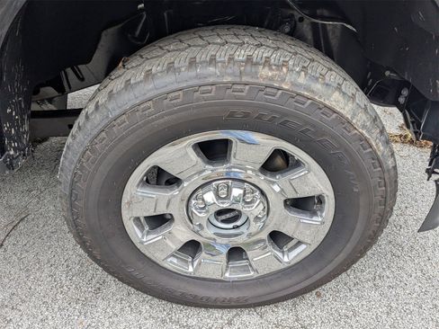 New 2025 Ford F250 King Ranch w/ Chrome Package image 11