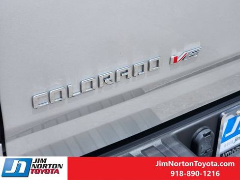Used 2019 Chevrolet Colorado LT RWD image 13