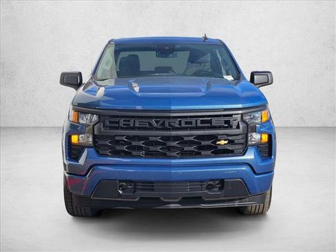 Used 2024 Chevrolet Silverado 1500 Custom image 2