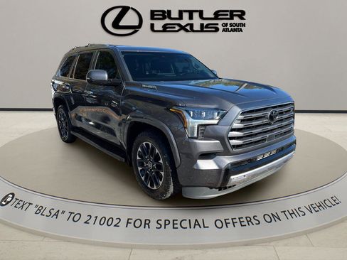 Used 2024 Toyota Sequoia Limited w/ Tow Technology Package image 3