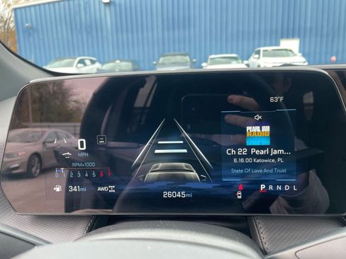 Used 2025 Chevrolet Equinox LT image 39