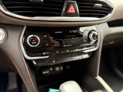 Used 2020 Hyundai Santa Fe SEL w/ Convenience + Premium Package AWD/4WD image 38
