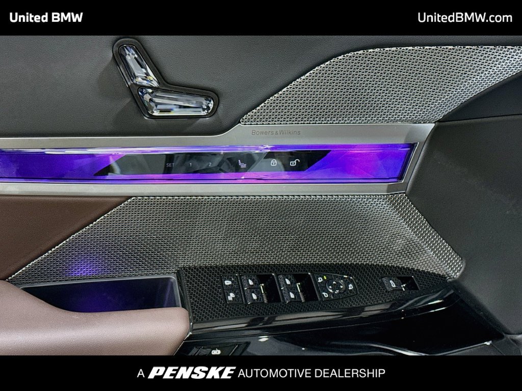 Certified 2026 BMW 740i RWD image 10