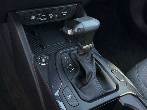 Used 2025 Kia K4 EX FWD image 15