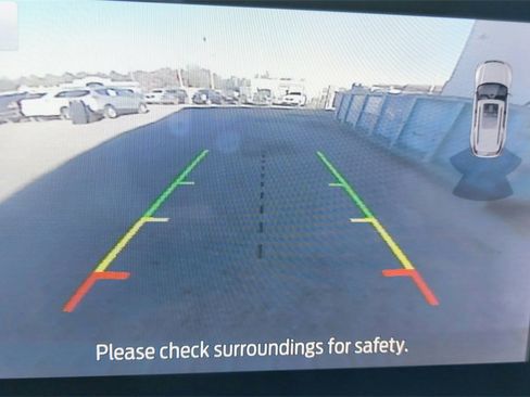 Used 2020 Ford Explorer XLT w/ Equipment Group 202A image 23