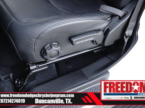 Used 2022 Jeep Wrangler Unlimited Sport AWD/4WD image 37