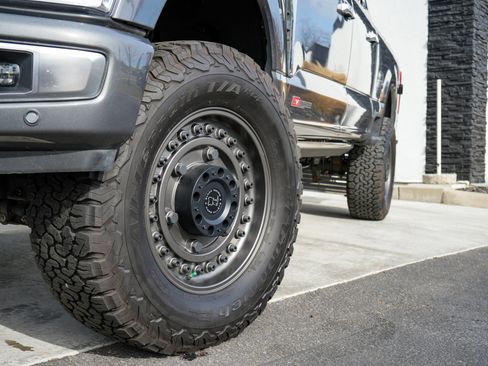 Used 2024 Ford F250 Platinum w/ Tremor Off-Road Package image 6