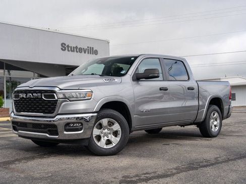 Used 2025 RAM 1500 Big Horn AWD/4WD image 1