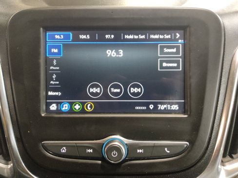 Used 2019 Chevrolet Equinox LS FWD image 25