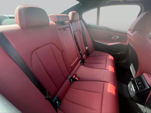 Used 2025 BMW 330i Sedan RWD image 18