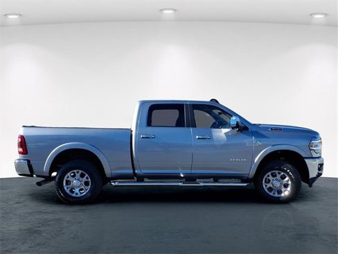 Used 2022 RAM 3500 Laramie image 22