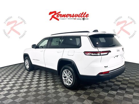 New 2025 Jeep Grand Cherokee L Laredo image 5