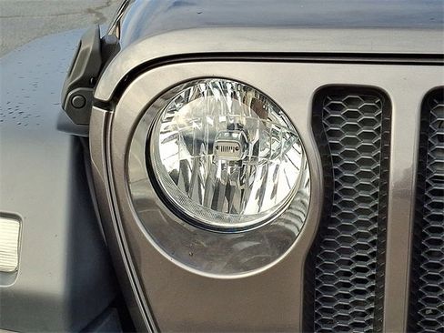 Used 2020 Jeep Wrangler Unlimited Sport S image 9