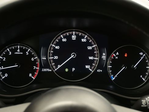 Used 2024 MAZDA MAZDA3 s image 24