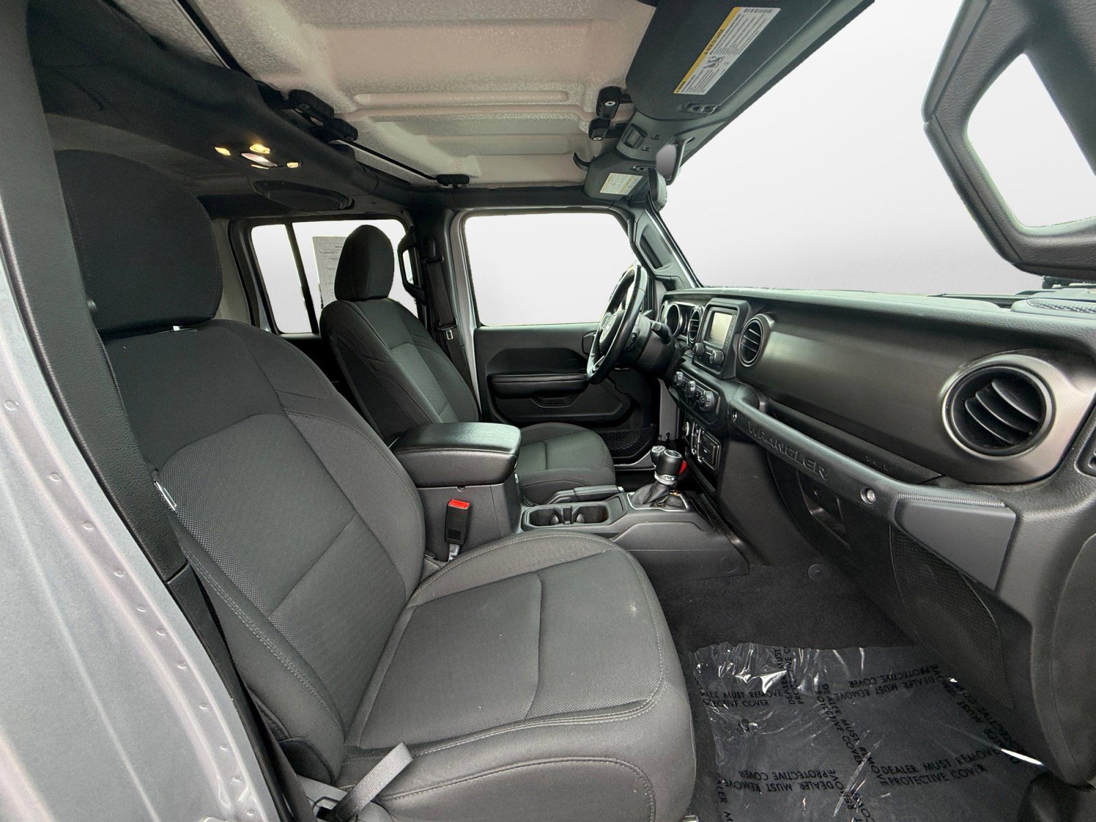 Used 2019 Jeep Wrangler Unlimited Sport S AWD/4WD image 17